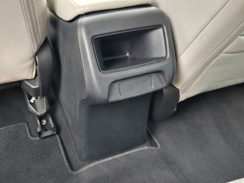 Used 2025 Honda HR-V LX image 30