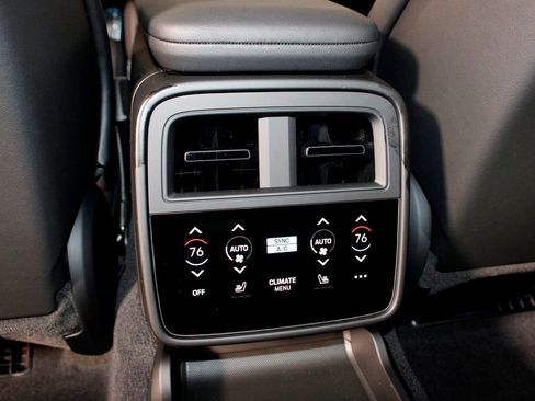 Certified 2026 Porsche Taycan 4 image 38