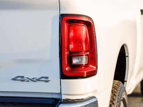 New 2026 RAM 2500 Big Horn AWD/4WD image 10
