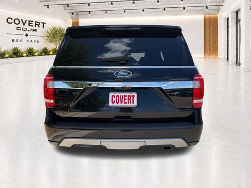 Used 2020 Ford Expedition XLT w/ Equipment Group 202A RWD image 10