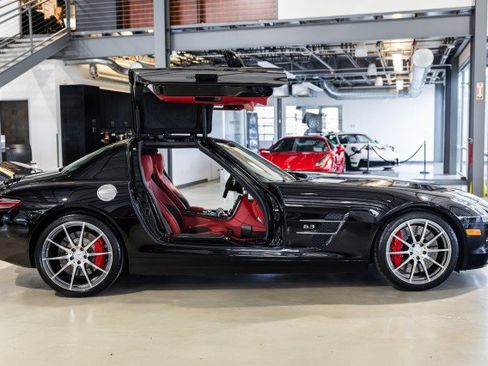 Used 2012 Mercedes-Benz SLS AMG Coupe image 7