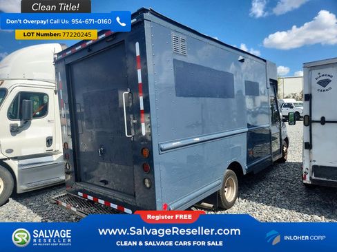 Used 2021 Ford Transit 350 DRW RWD image 4