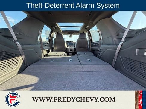 Used 2021 GMC Yukon Denali w/ Denali Premium Package image 19