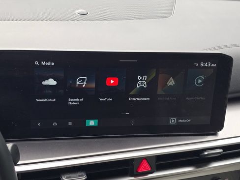 Certified 2024 Kia Sorento EX w/ Panoramic Sunroof Package FWD image 16