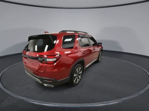 Used 2023 Honda Pilot Elite image 8