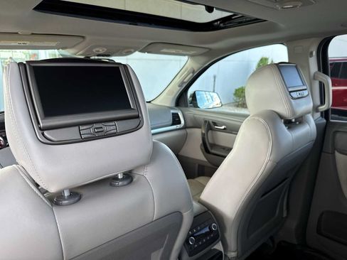 Used 2014 GMC Acadia SLT AWD/4WD image 35