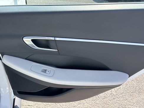 Used 2023 Hyundai Sonata SEL w/ Cargo Package FWD image 18