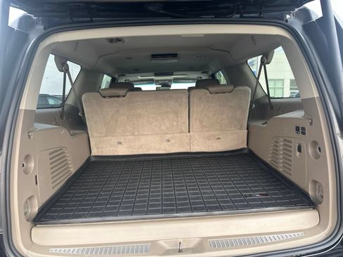 Used 2015 Chevrolet Suburban LTZ AWD/4WD image 31