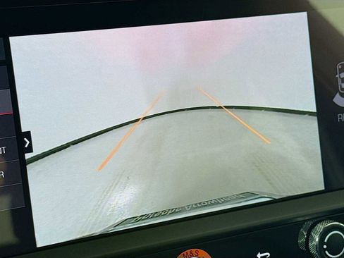 New 2026 Porsche Macan image 20