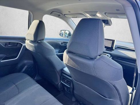 Used 2025 Toyota RAV4 LE image 20