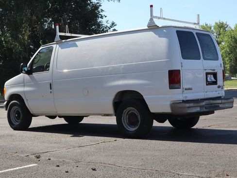 Used 2006 Ford E-250 and Econoline 250 RWD image 7