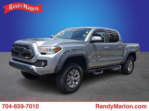 Used 2019 Toyota Tacoma SR5 RWD image 1
