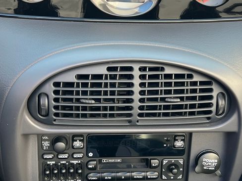 Used 1999 Plymouth Prowler image 19