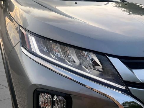 Used 2023 Mitsubishi Outlander Sport SE AWD/4WD image 27