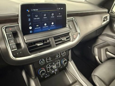 Used 2022 Chevrolet Tahoe Z71 w/ Luxury Package image 27