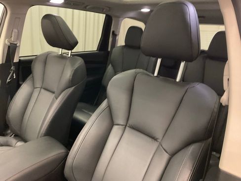 Certified 2025 Subaru Ascent Bronze Edition image 15
