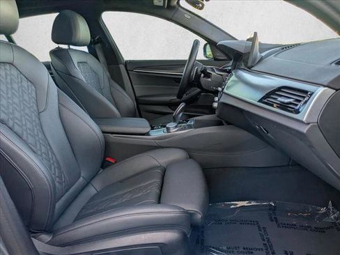 Used 2023 BMW 530i w/ M Sport Package image 22
