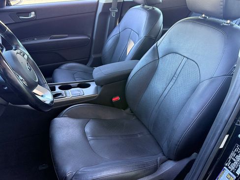 Used 2020 Kia Optima SE FWD image 32