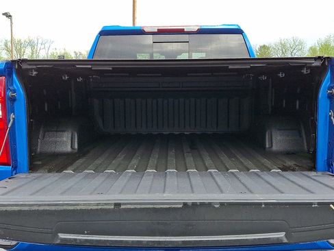 Used 2023 Chevrolet Silverado 1500 RST w/ Convenience Package II AWD/4WD image 29