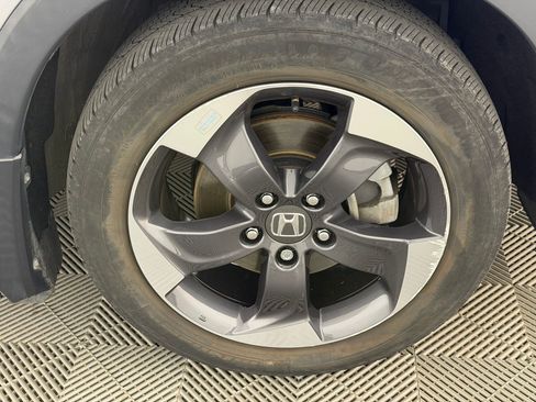 Used 2018 Honda HR-V EX image 12