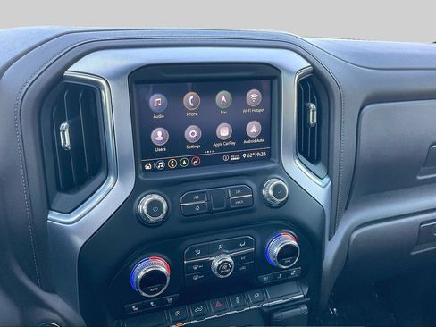 Used 2020 GMC Sierra 1500 SLT RWD image 6