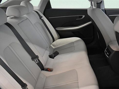 Used 2025 Hyundai Sonata SEL image 19
