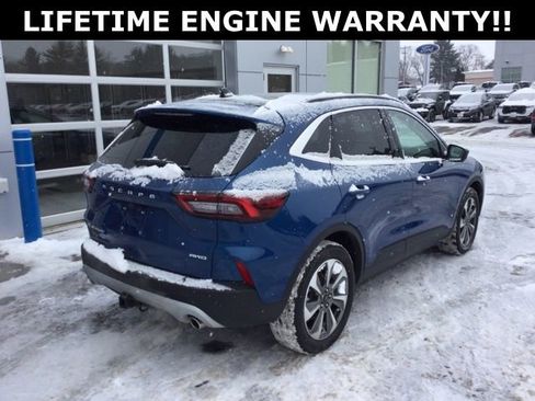 Used 2023 Ford Escape Platinum w/ Class II Trailer Tow Package image 7