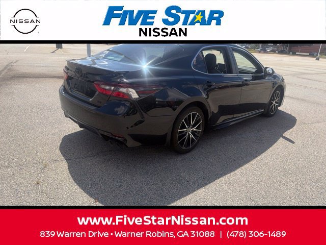 Used 2024 Toyota Camry SE FWD image 13