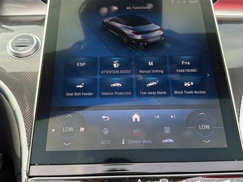 Used 2024 Mercedes-Benz CLE 300 4MATIC Cabriolet image 37