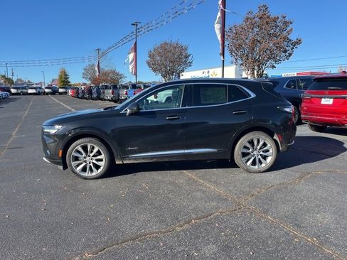 Used 2022 Buick Envision Avenir w/ Technology Package II image 35