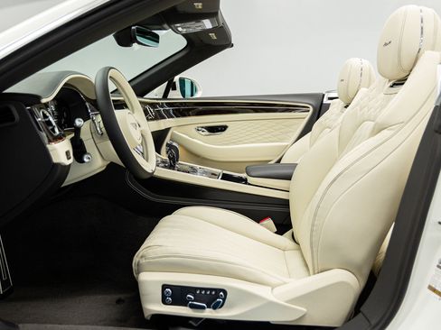 New 2026 Bentley Continental GTC AWD/4WD image 33
