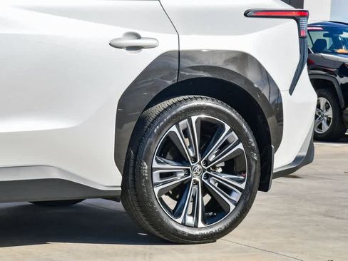 Used 2023 Toyota bZ4X Limited image 11