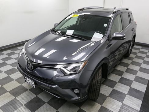 Used 2017 Toyota RAV4 XLE image 6