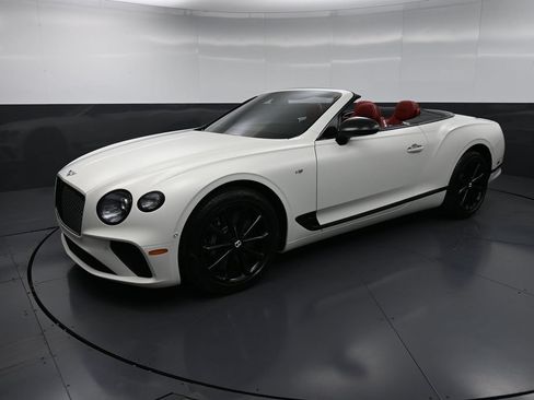 Certified 2021 Bentley Continental GT AWD/4WD image 31