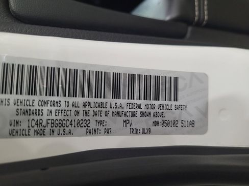 Used 2016 Jeep Grand Cherokee Limited AWD/4WD image 33