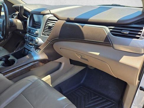 Used 2017 Chevrolet Tahoe LT w/ Luxury Package RWD image 21