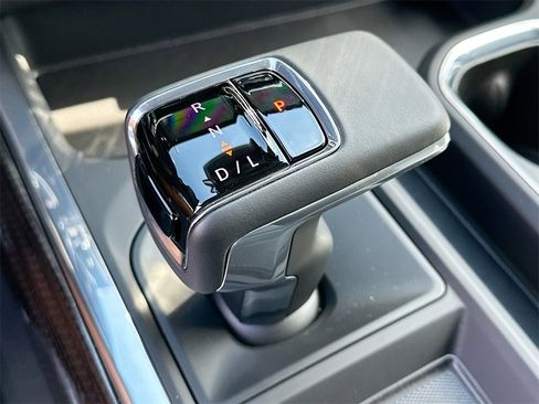 New 2025 Chevrolet Silverado 1500 LT Trail Boss w/ Convenience Package II image 12