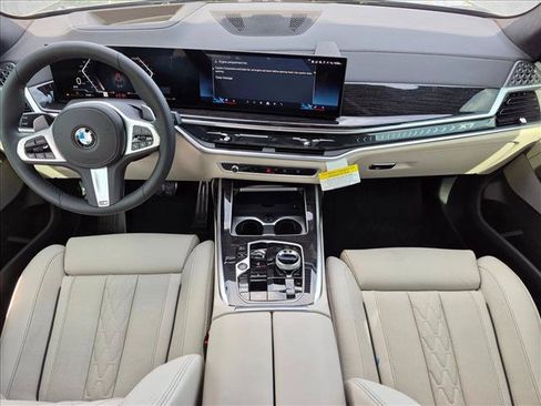 New 2027 BMW X7 xDrive40i w/ Executive Package AWD/4WD image 16