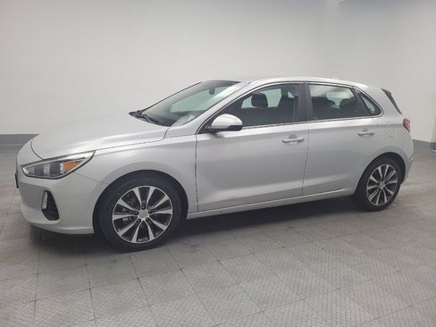 Used 2019 Hyundai Elantra GT image 2