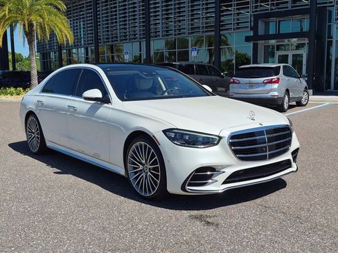 Certified 2022 Mercedes-Benz S 500 4MATIC image 3