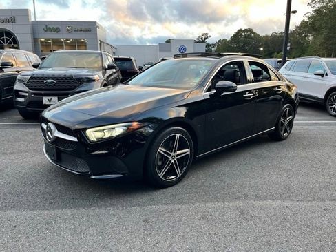 Used 2022 Mercedes-Benz A 220 4MATIC image 2