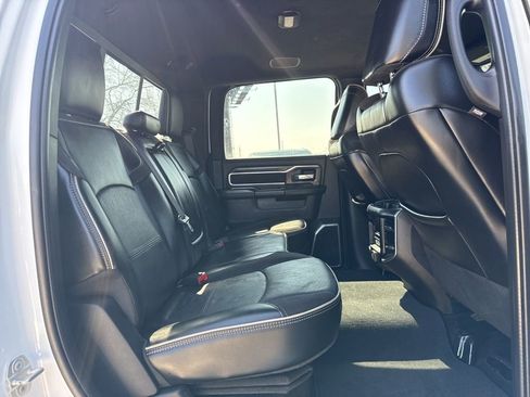 Used 2023 RAM 2500 Laramie image 12