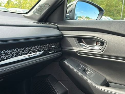 Used 2025 Honda Accord Sport image 21