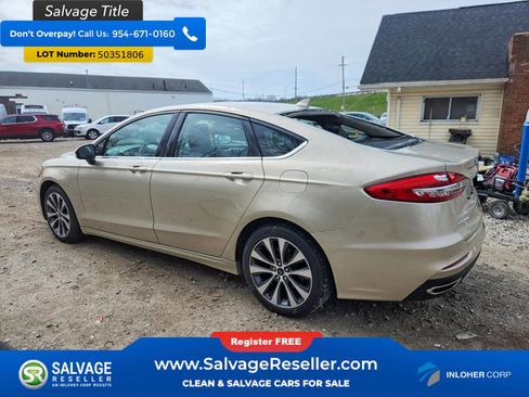 Used 2019 Ford Fusion SE AWD/4WD image 3
