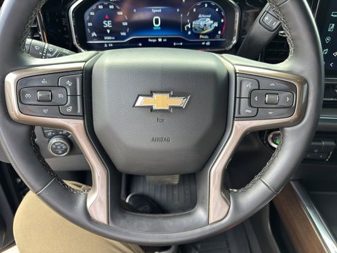 Used 2024 Chevrolet Silverado 3500 High Country w/ High Country Premium Package AWD/4WD image 12