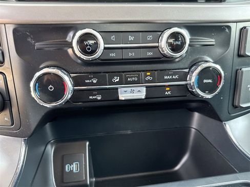 Used 2024 Ford F150 XLT w/ Mobile Office Package image 25