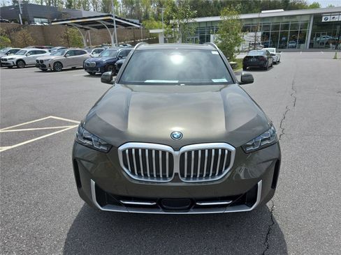 New 2026 BMW X5 xDrive50e w/ Climate Comfort Package AWD/4WD image 8