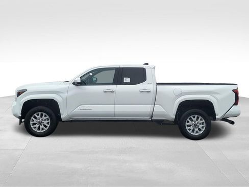 New 2026 Toyota Tacoma SR5 image 2