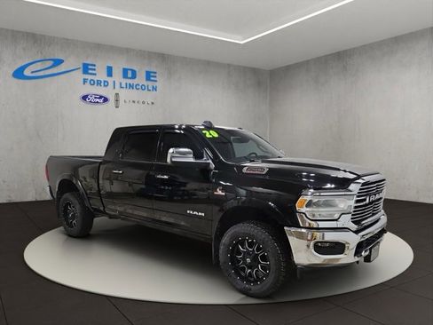 Used 2020 RAM 2500 Laramie image 1