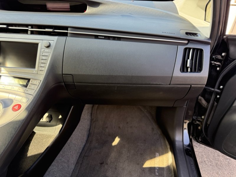 Used 2012 Toyota Prius Four w/ Deluxe Solar Roof Pkg FWD image 26